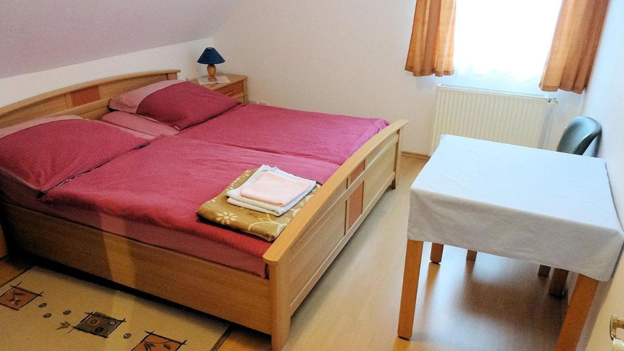 Charmantes Apartment In Mittelfeld Hanovre Extérieur photo